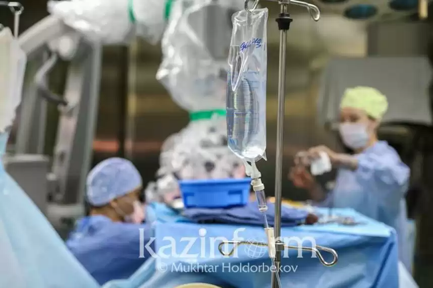 Травматологи Алматы провели сложную микрохирургическую операцию